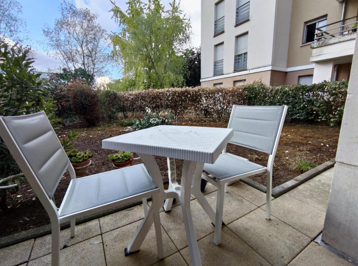 Appartement Avec Jardin Et Terrasse Pres De Paris Мант-ла-Жолі Екстер'єр фото