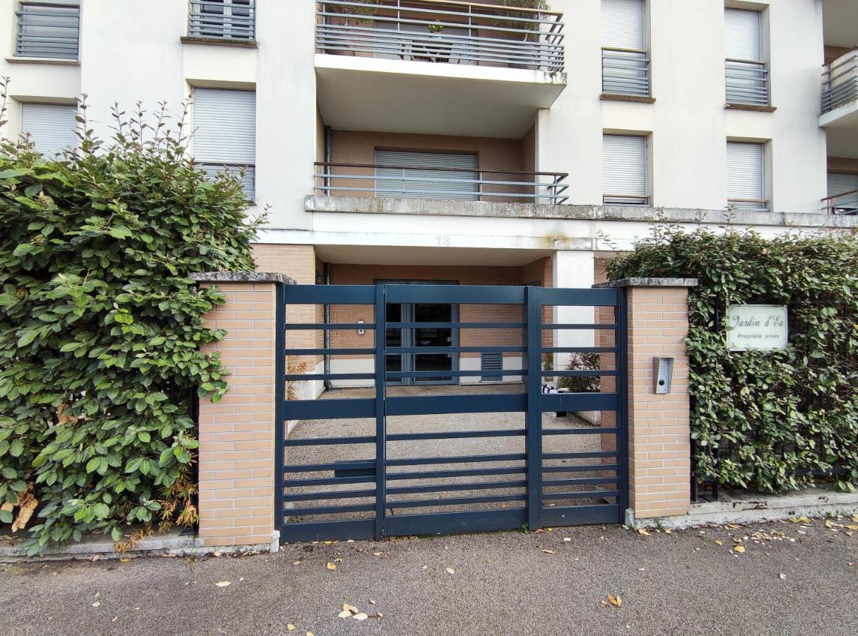 Appartement Avec Jardin Et Terrasse Pres De Paris Мант-ла-Жолі Екстер'єр фото